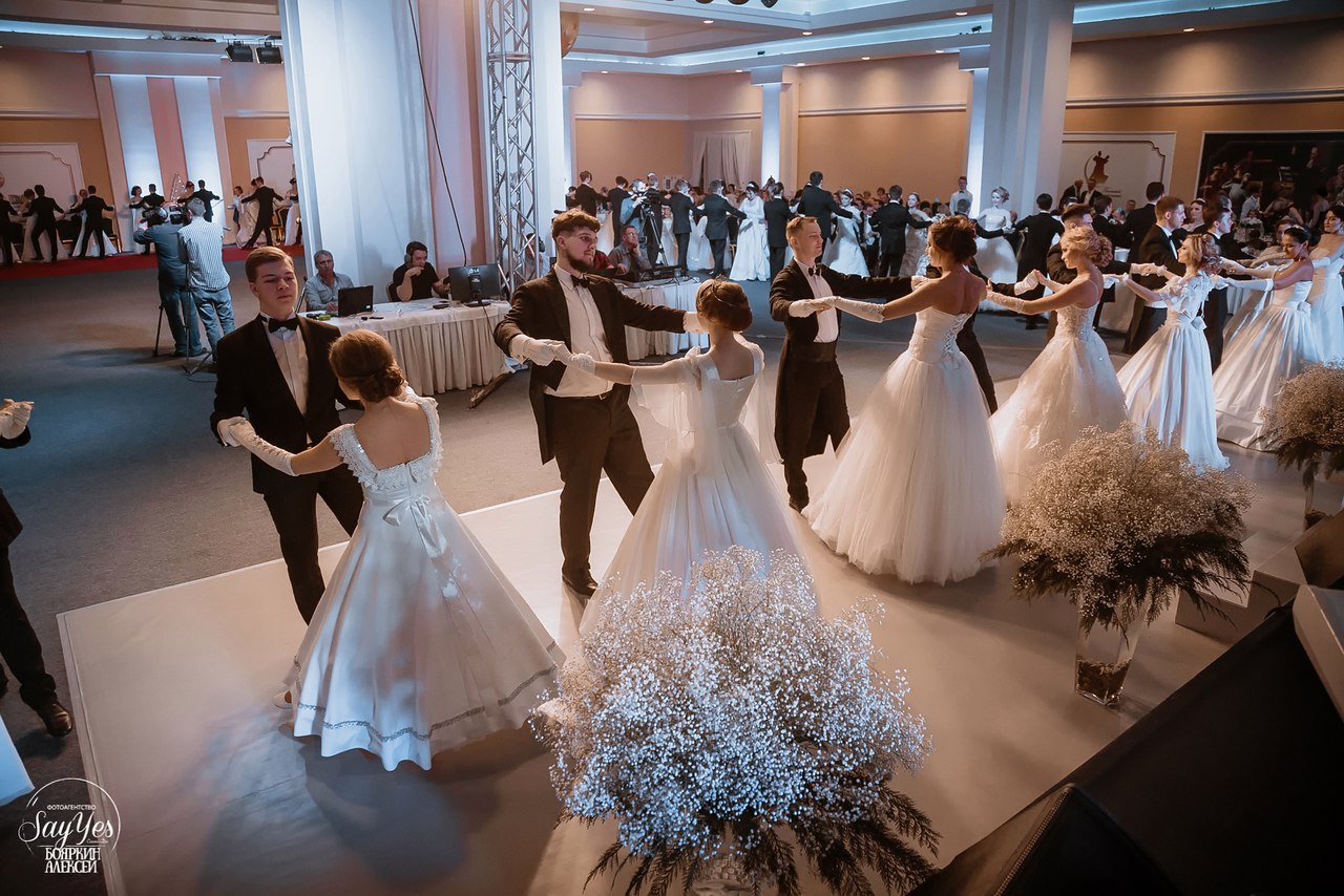 бал «петровская ассамблея» москва. анастейша благотворительный бал. благотворительный батл. дом пашкова бал. большой благотворительный бал в оренбурге 2016.