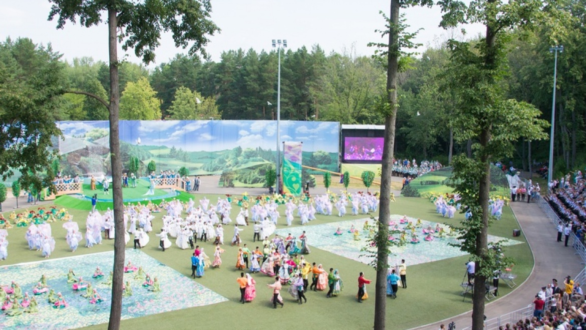 ГИБДД Казани призывает гостей Сабантуя воспользоваться общественным транспортом