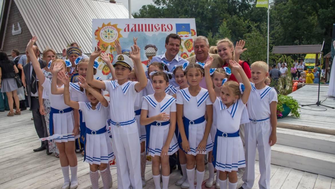 В Казани отмечают национальный праздник Сабантуй