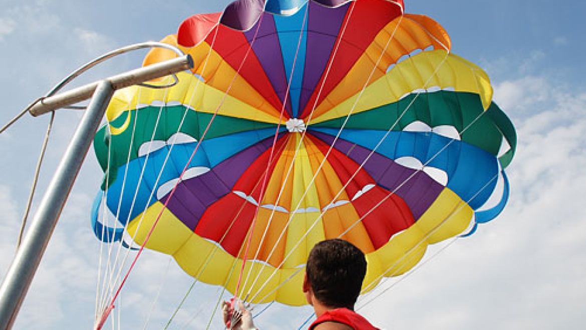 Выдавать разрешения на парашютные прыжки в Казани будет Комитет по транспорту