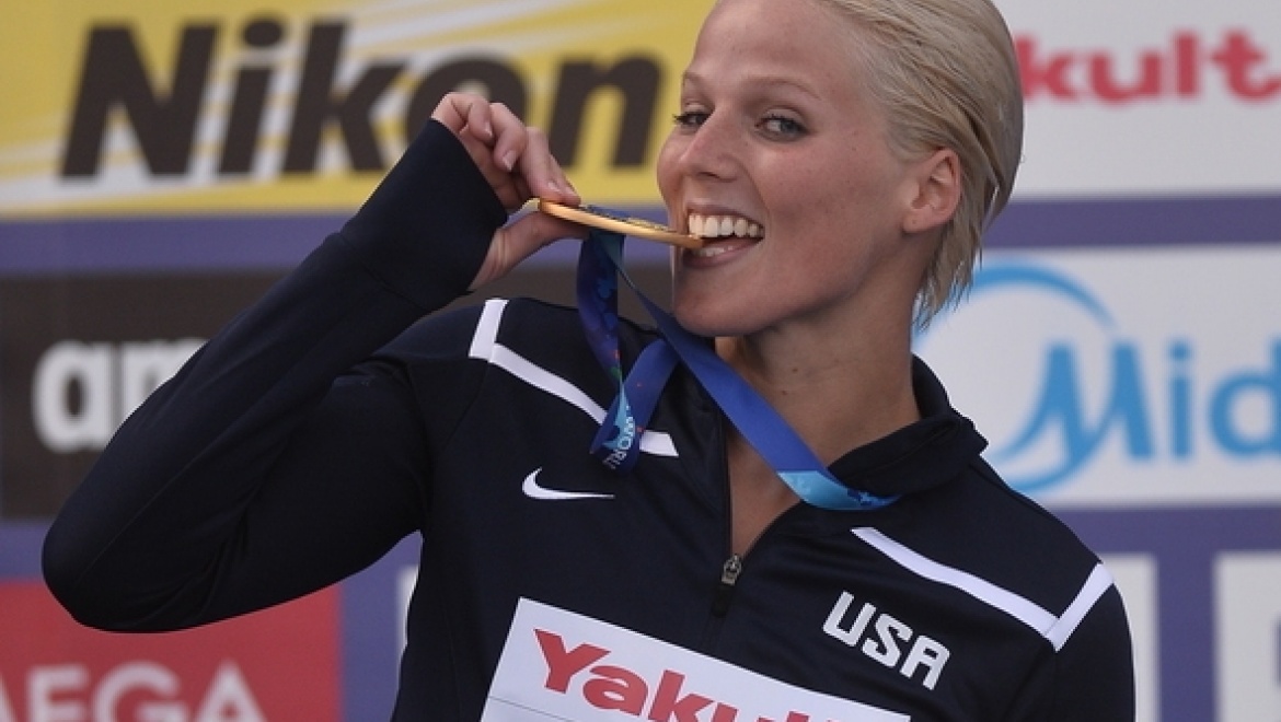 Ильсур Метшин наградил сильнейших в мире спортсменок по хай-дайвингу