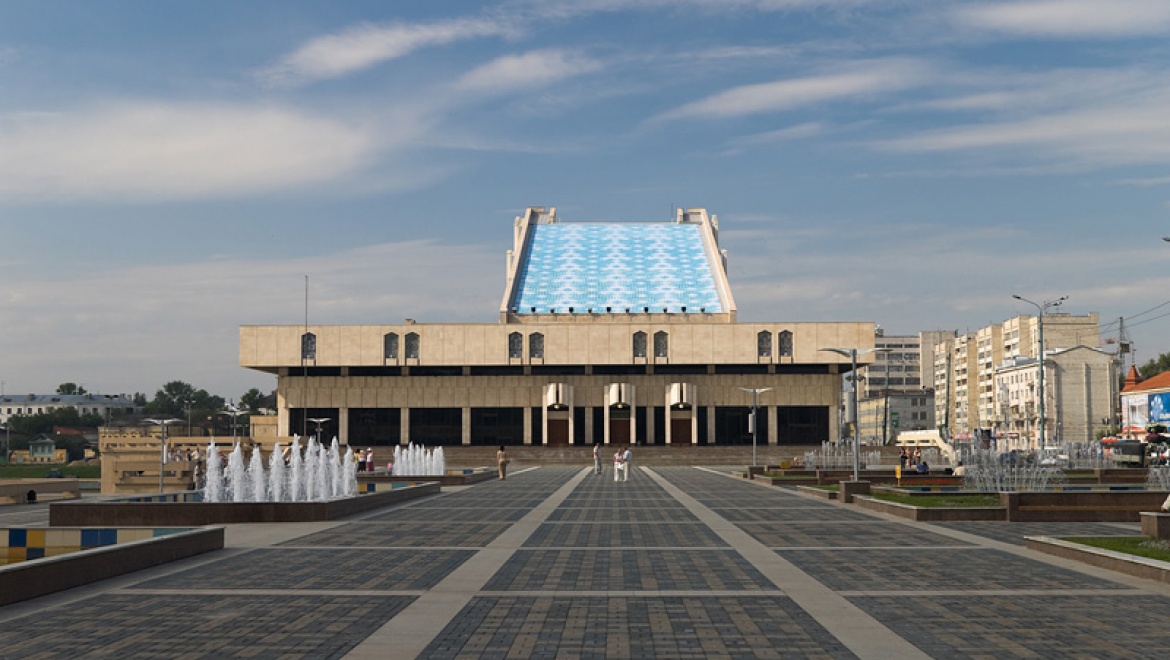 Театр им.Камала откроет новый сезон премьерой спектакля по сценарию Джима Джармуша