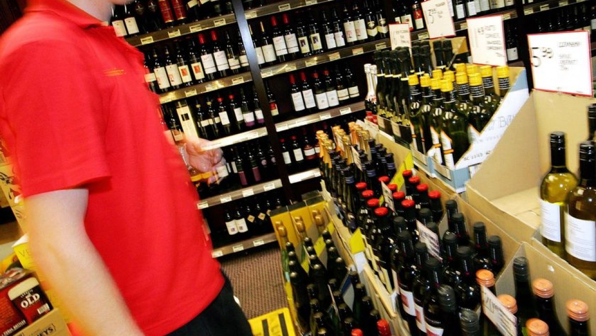 О продаже алкоголя в магазинах Казани после 22.00 можно сообщать в «Народный контроль»