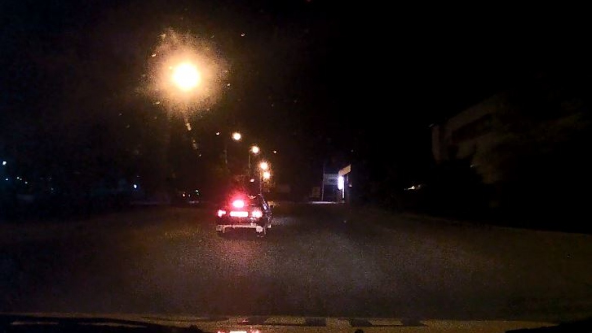 Полицейские применили оружие для остановки автомобиля нарушителя