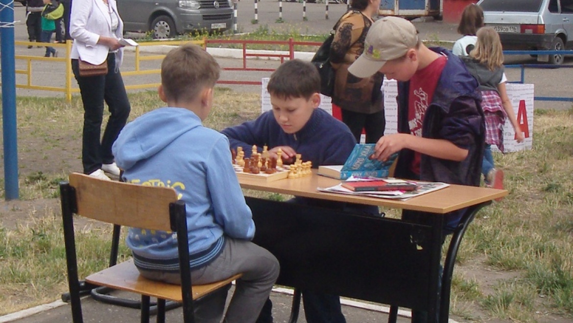 Жителей улицы Серова приглашают на праздник двора