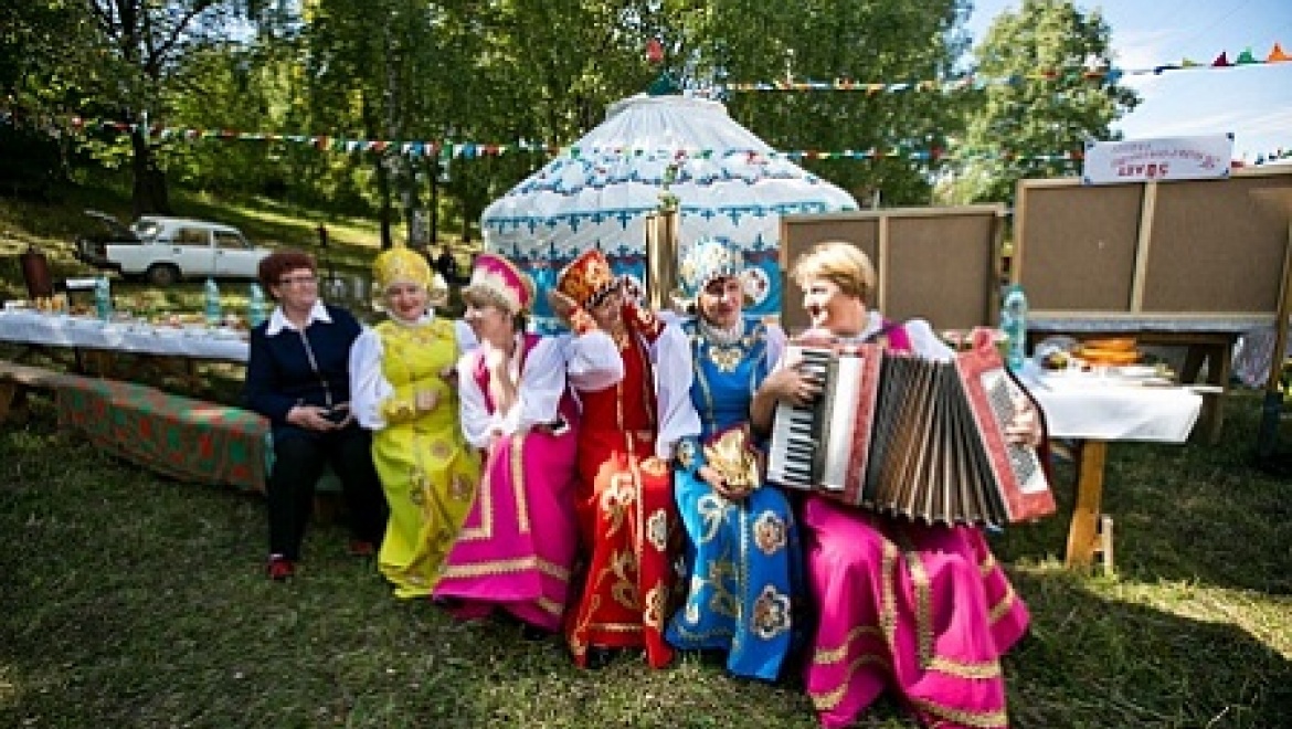 В Тюльгане отметили 50-летие образования района