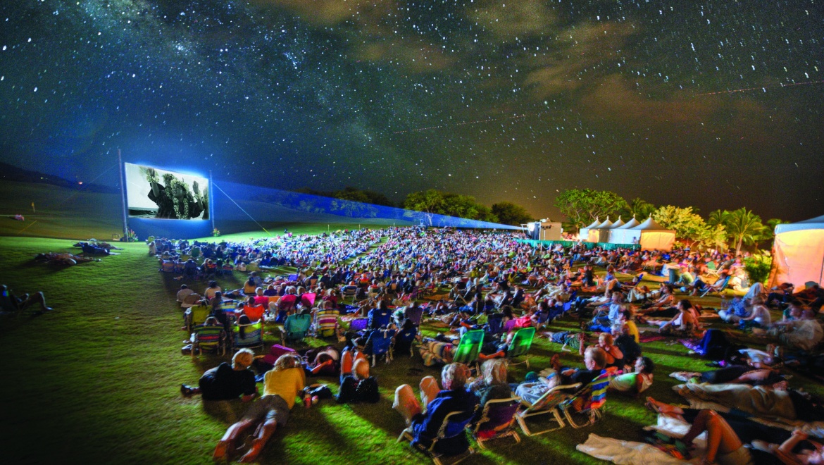 Фильмы с кинофестиваля «ВОСТОК & ЗАПАД. КЛАССИКА и АВАНГАРД» можно увидеть бесплатно в парке