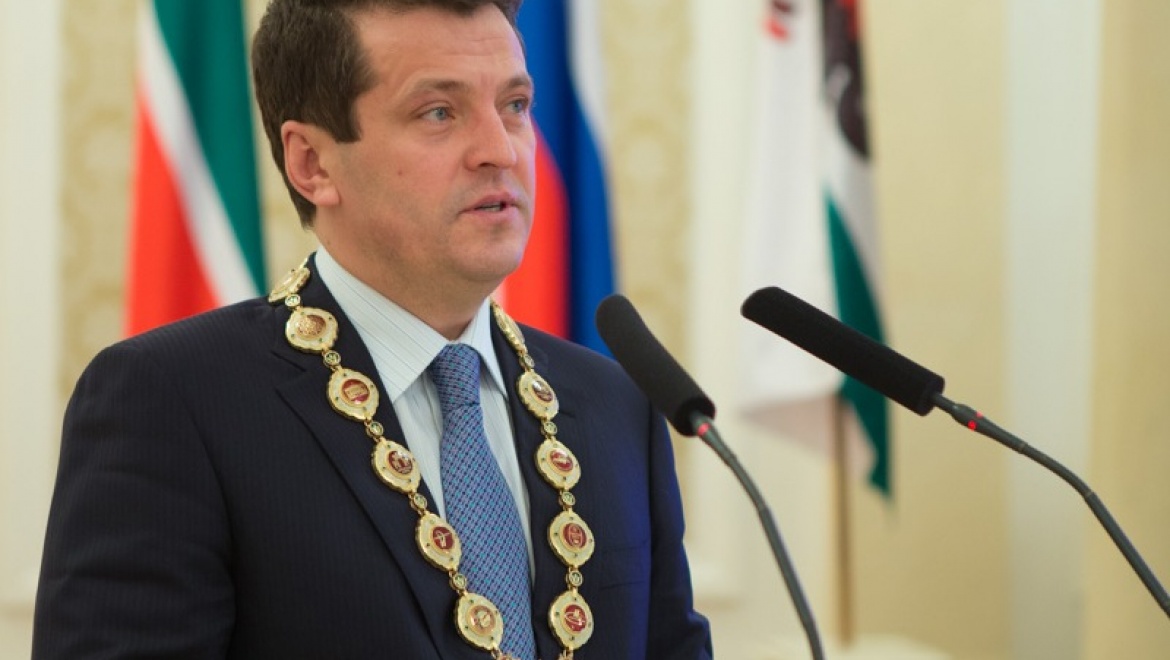 Ильсур Метшин вручил городские награды на заседании XLV сессии Казгордумы