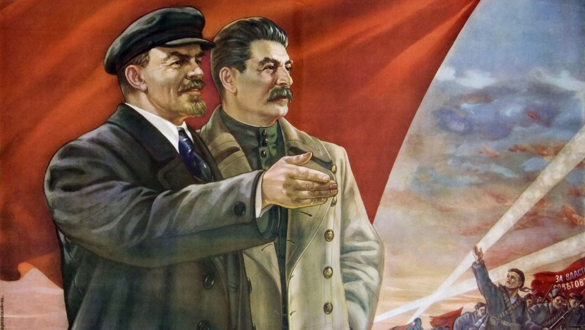 В день выборов избирательные участки посетят  Сталин и Ленин