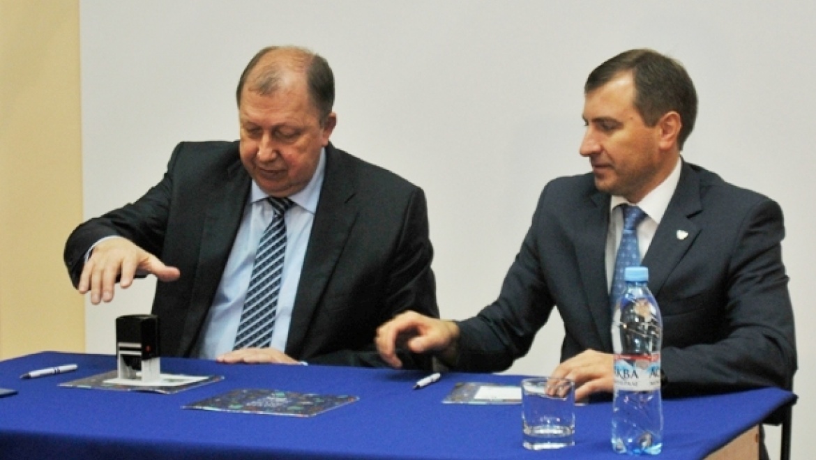 Оренбургская почта организовала в честь юбилея ОГУ почтовое гашение           