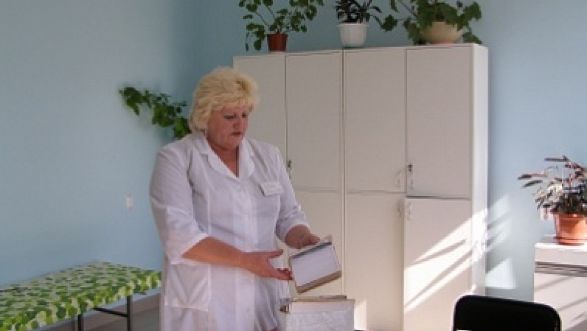 Жители села Федоровка Акбулакского района получают медицинскую помощь в обновленном ФАПе