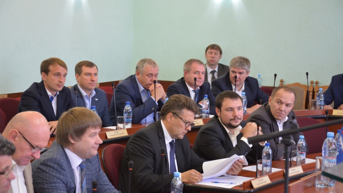 34 депутата Оренбургского горсовета нового созыва объединились во фракцию «Единая Россия»   