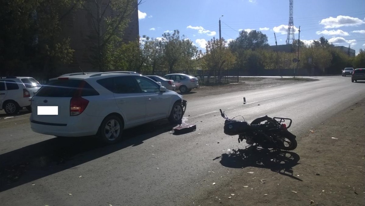 Несовершеннолетний мотоциклист попал в ДТП на улице Центральной