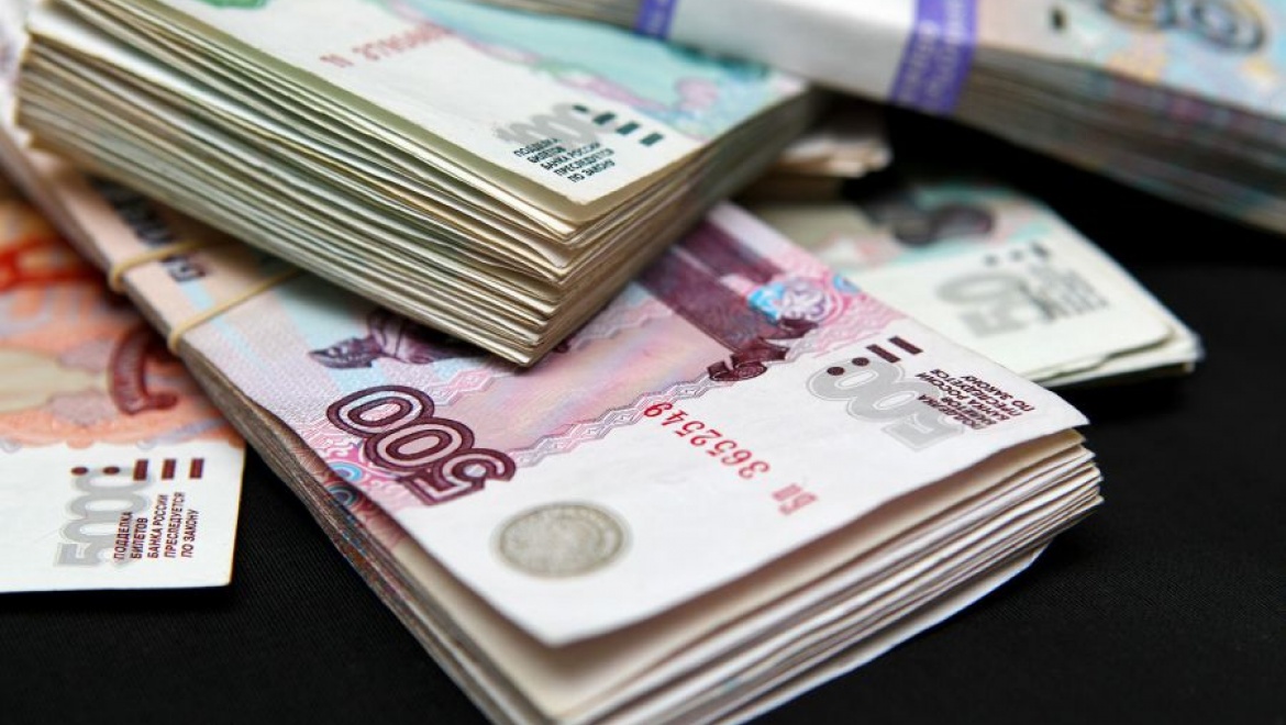 Среднемесячная зарплата по Казани за январь-август 2015 года составила 33 тыс.283 рубля
