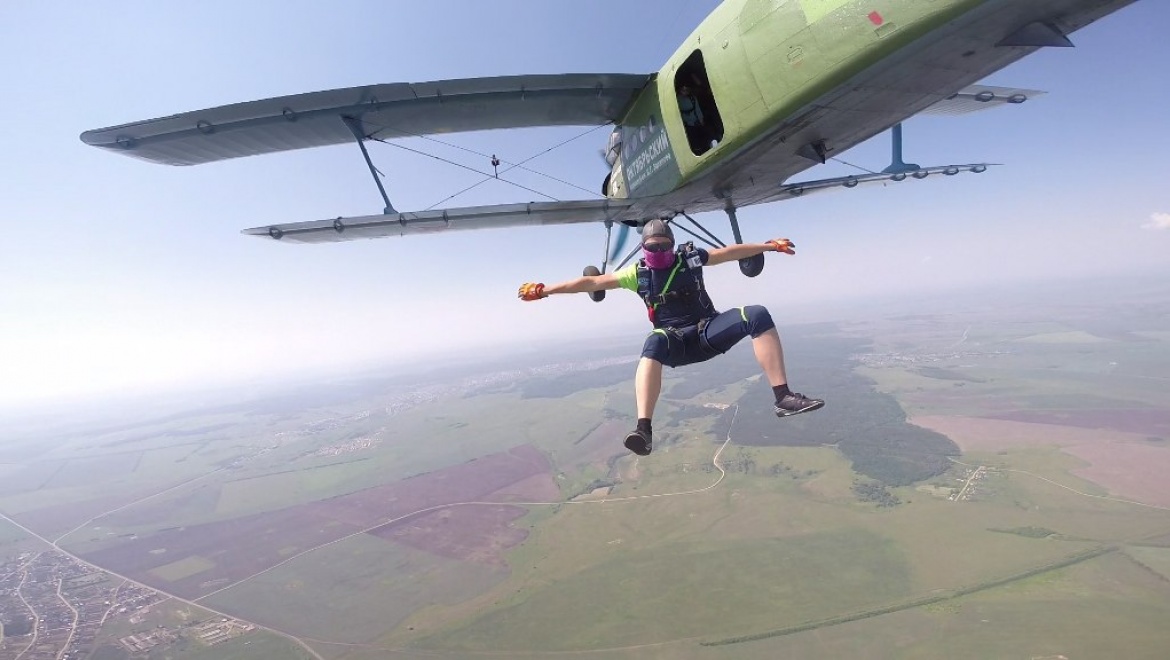 Студент Тимур Хамитов выиграл чемпионат по парашютному спорту