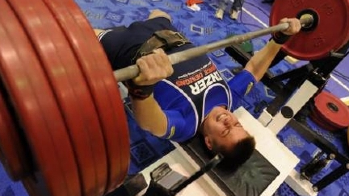 В Казани определят чемпиона Татарстана по пауэрлифтингу