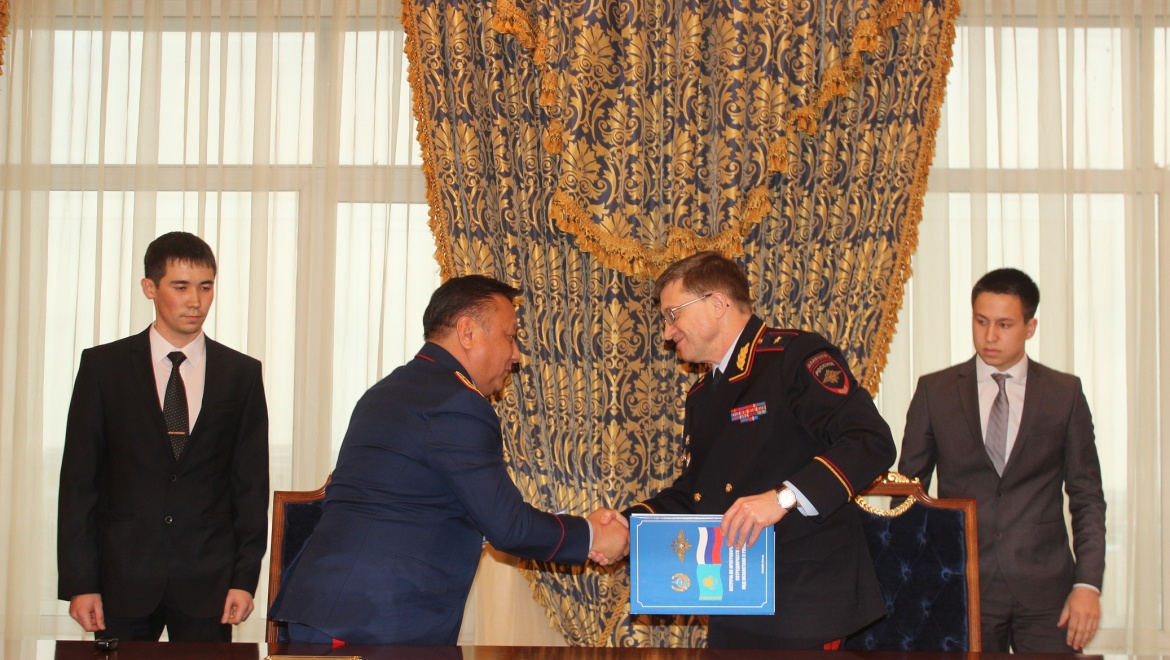 Руководители оренбургской полиции обменялись практическим опытом с казахстанскими коллегами   