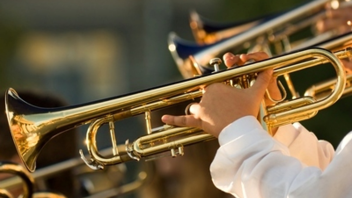 Казанцев приглашают на концерт духовой музыки