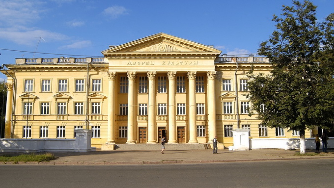 Казанцев приглашают на «Хоровод друзей»