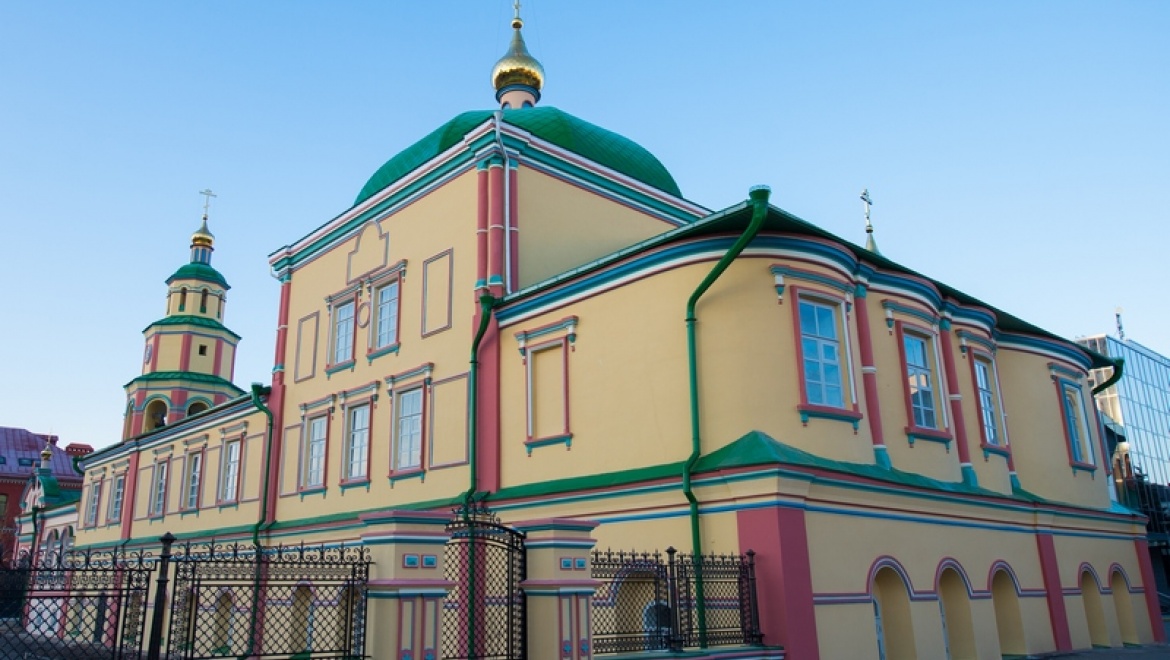 Рустам Минниханов посетил Церковь Cошествия Святого Духа