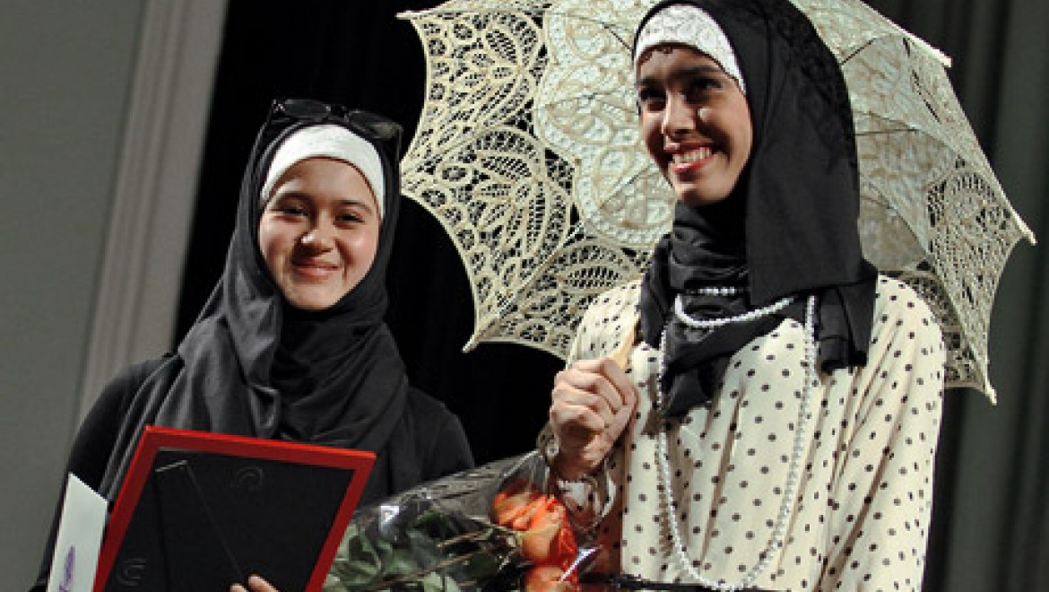 Дизайнеры России и мира научат мусульманских женщин модно одеваться