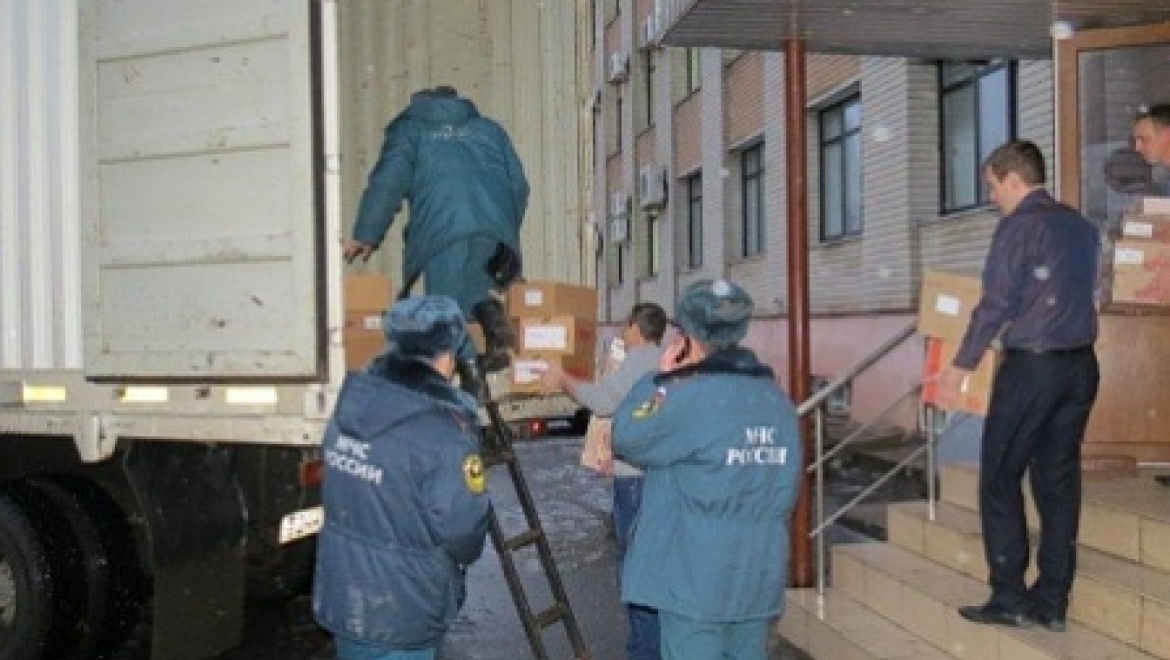 Груз с новогодними подарками для детей Донбасса отправлен из Оренбурга