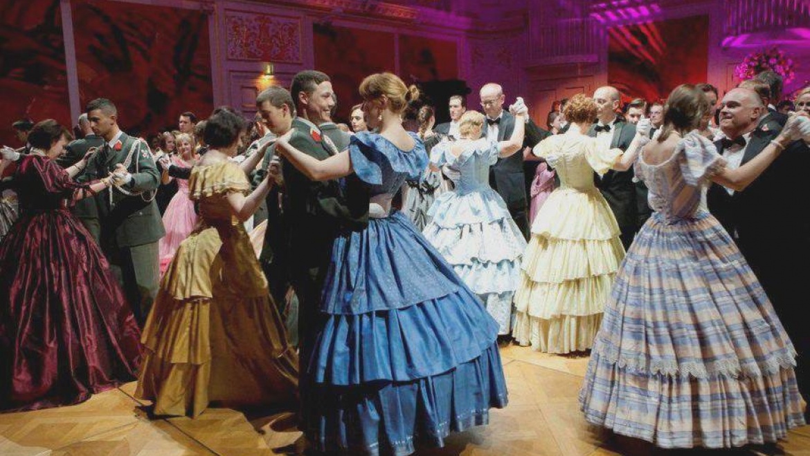 Казанские педагоги станцуют на городском балу