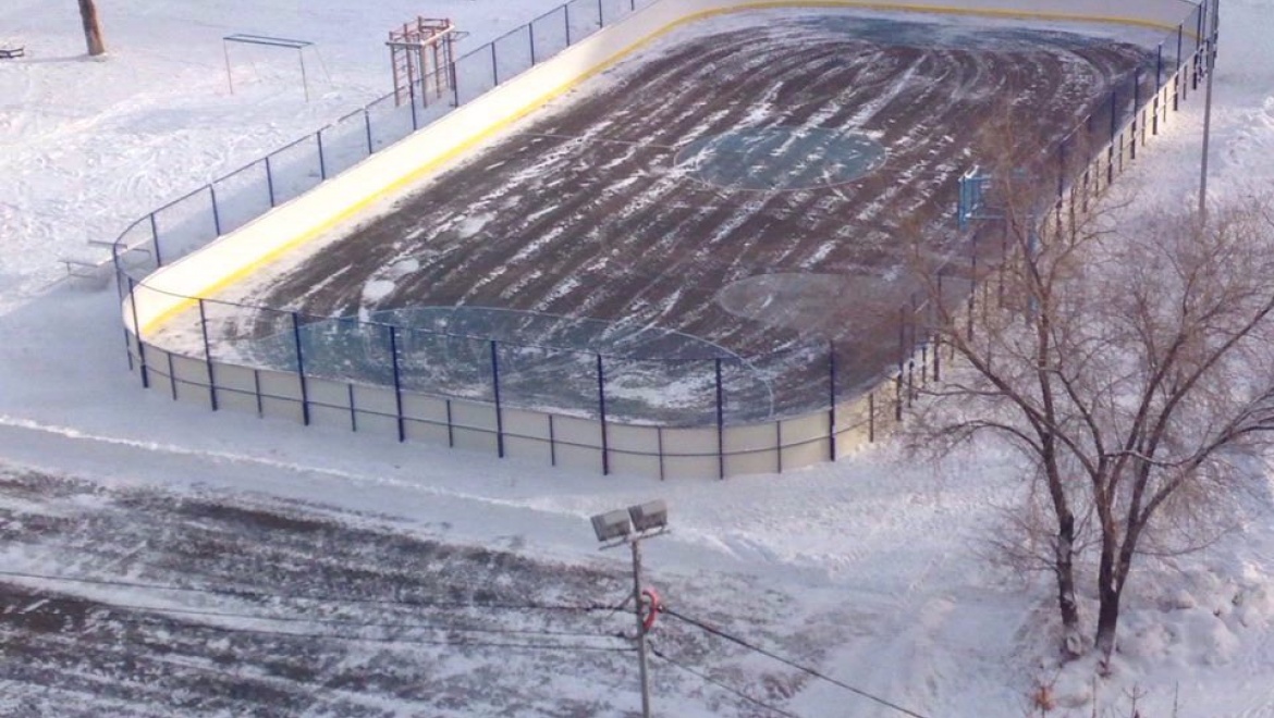 В Оренбурге заработал новый хоккейный корт