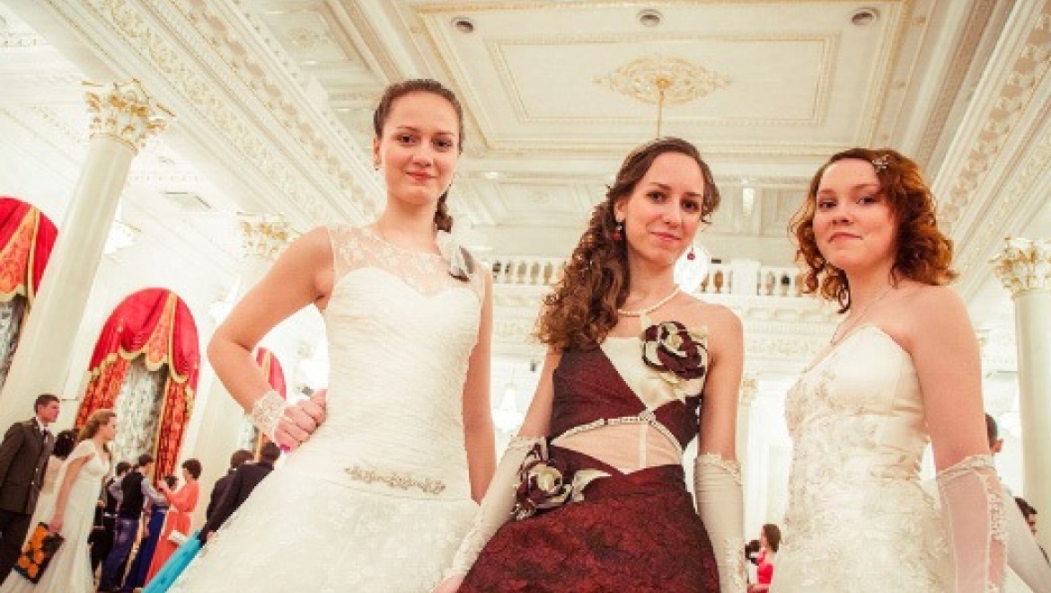 Казанцев приглашают принять участие в Сретенском балу-2016