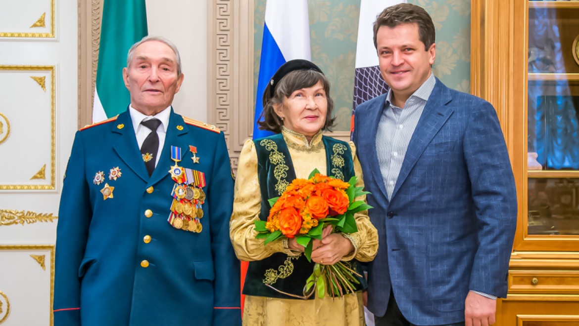 Ильсур Метшин поздравил с 90-летием Героя Советского Союза Бориса Кузнецова