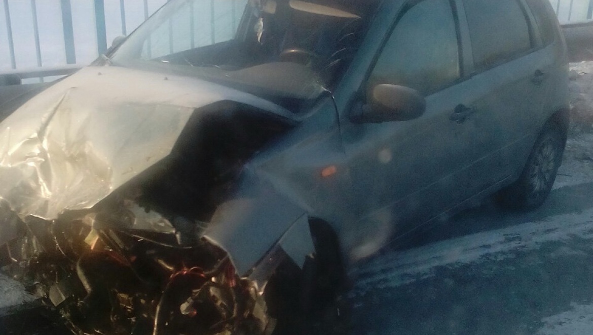 Сотрудниками полиции Орска устанавливаются обстоятельства ДТП, в котором пострадал 14-летний пассажир автомобиля "Киа"