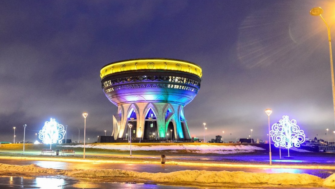 На сайте конкурса «Огни Казани» идет голосование за лучшее новогоднее оформление