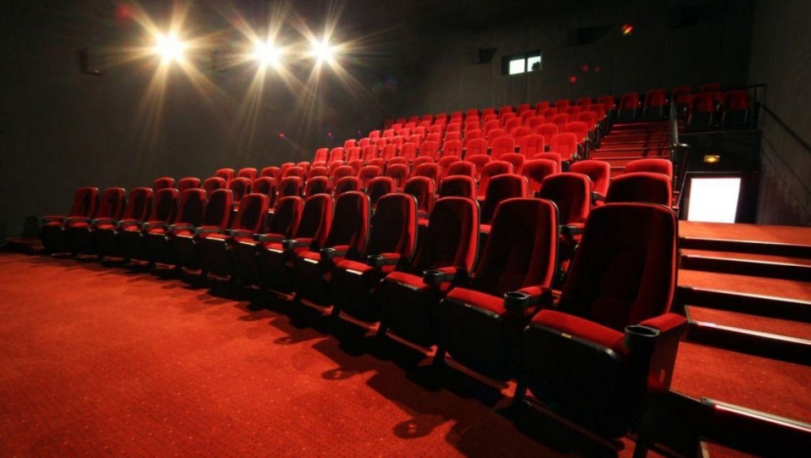 Казанцам на большом экране покажут «Завтрак у Тиффани» и «В джазе только девушки»