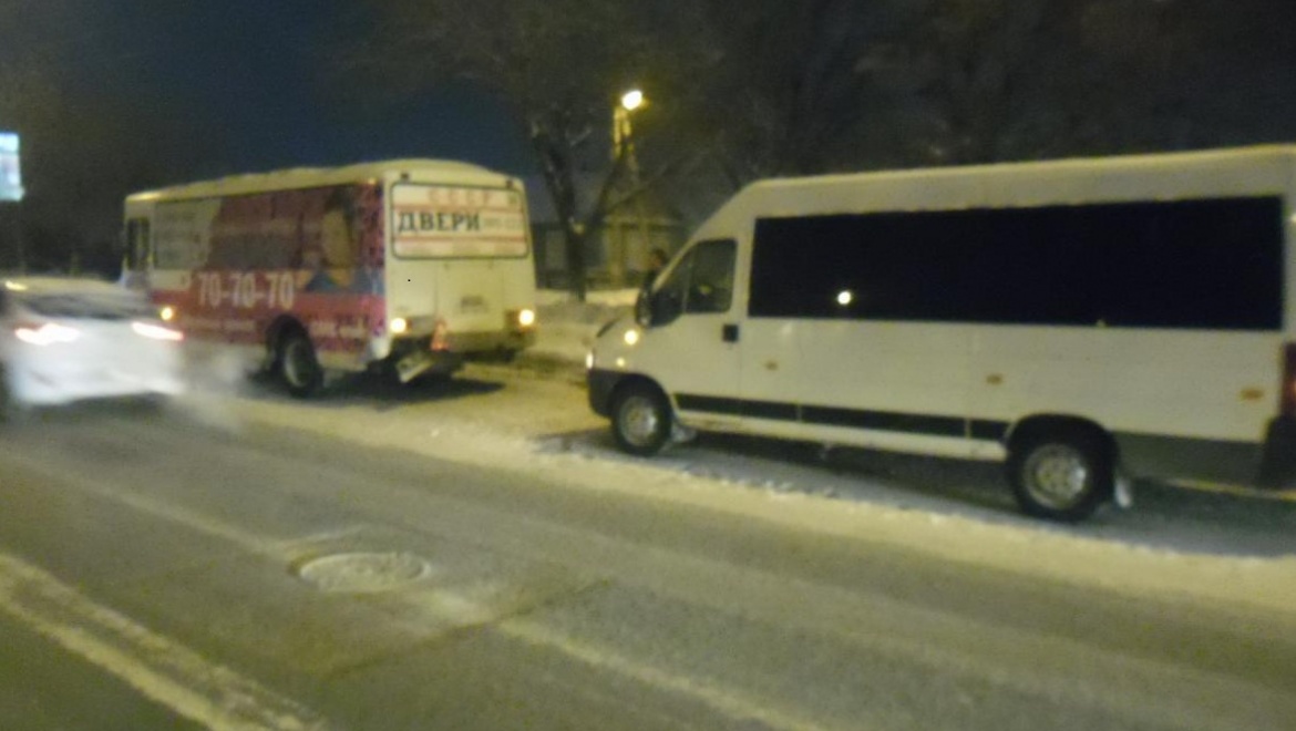 11-летняя пассажирка атобуса получила травмы в связи с ДТП