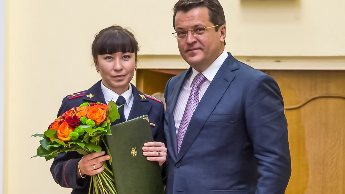 Ильсур Метшин наградил лучших сотрудников Казанского гарнизона полиции