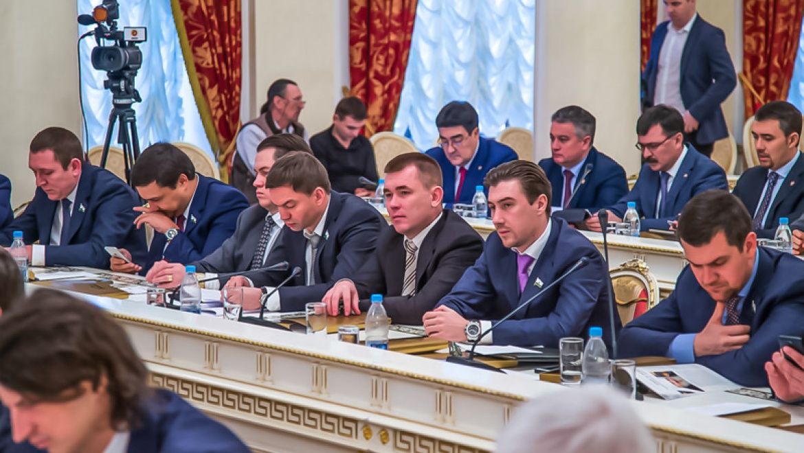 В Казани состоятся публичные слушания по вопросу внесения изменений в Устав города