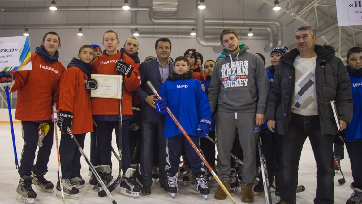 В Казани стартовали финальные игры городского этапа турнира «Золотая шайба»
