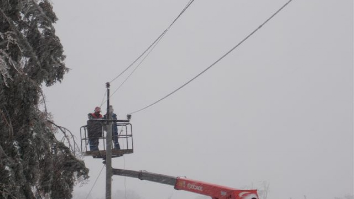У энергетиков объявлена «гололедная тревога»