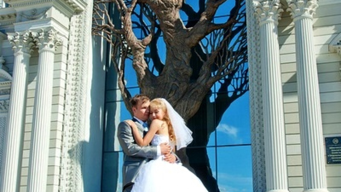 Женихов и невест Казани приглашают в Школу счастливой семьи