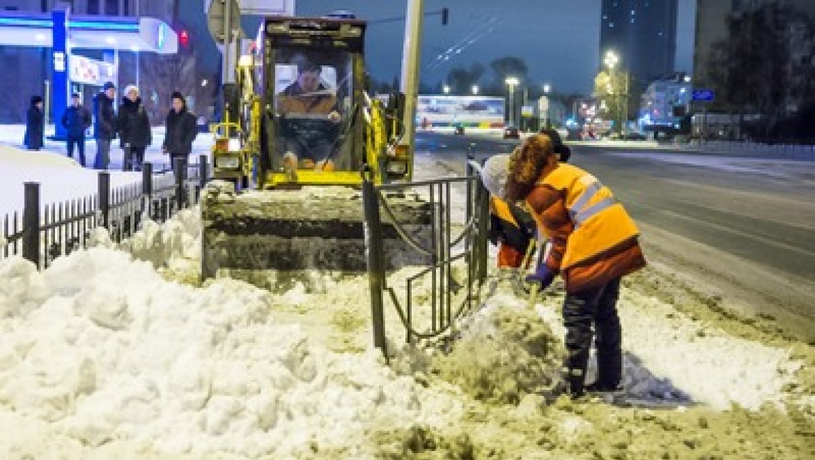 За минувшие сутки с улиц Казани вывезли почти 6 тыс.тонн снега