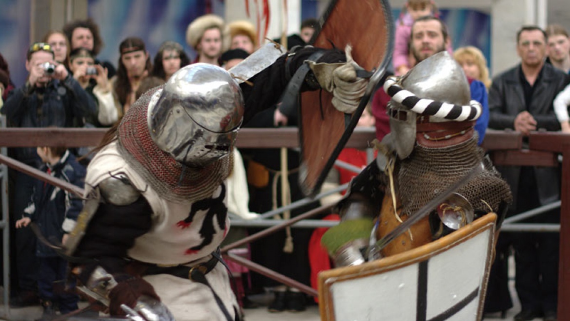 Казанцы смогут обучиться старинным ремеслам и потанцевать на классическом балу