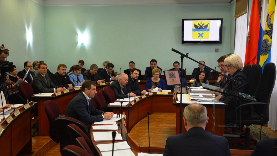 Депутаты обсудили меры допподдержки медработников