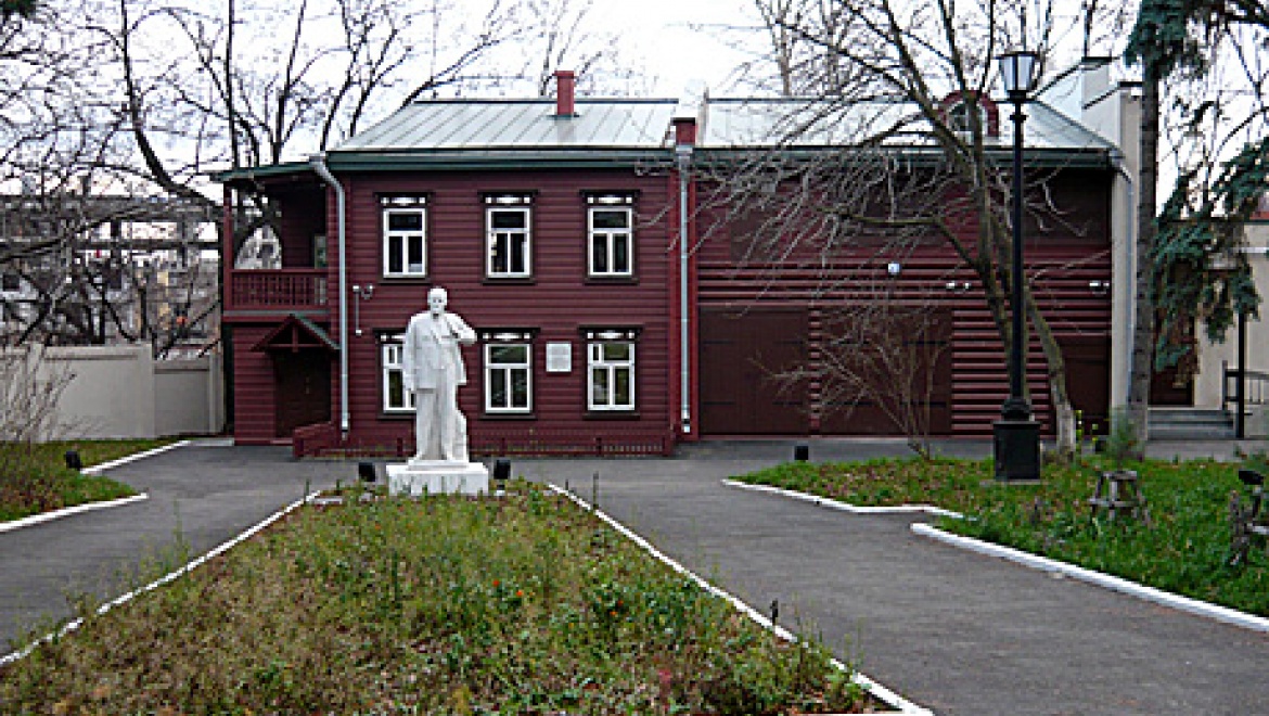 В Казани героини классических произведений предстанут в образах фарфоровых кукол