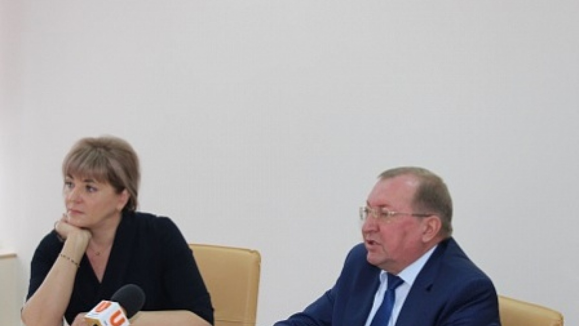 Вячеслав Лабузов оценил работу центра для детей с особенностями развития