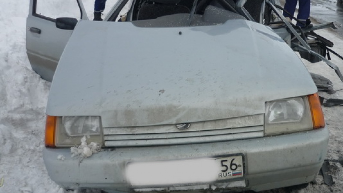 ДТП в Орске: 2 человека погибли, 1 госпитализирован