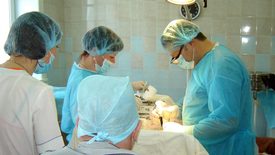 В Казани наградят ветеранов хирургической службы