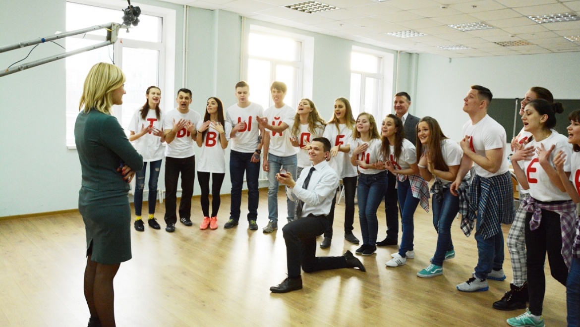 Донести до оренбуржцев вечные ценности семьи