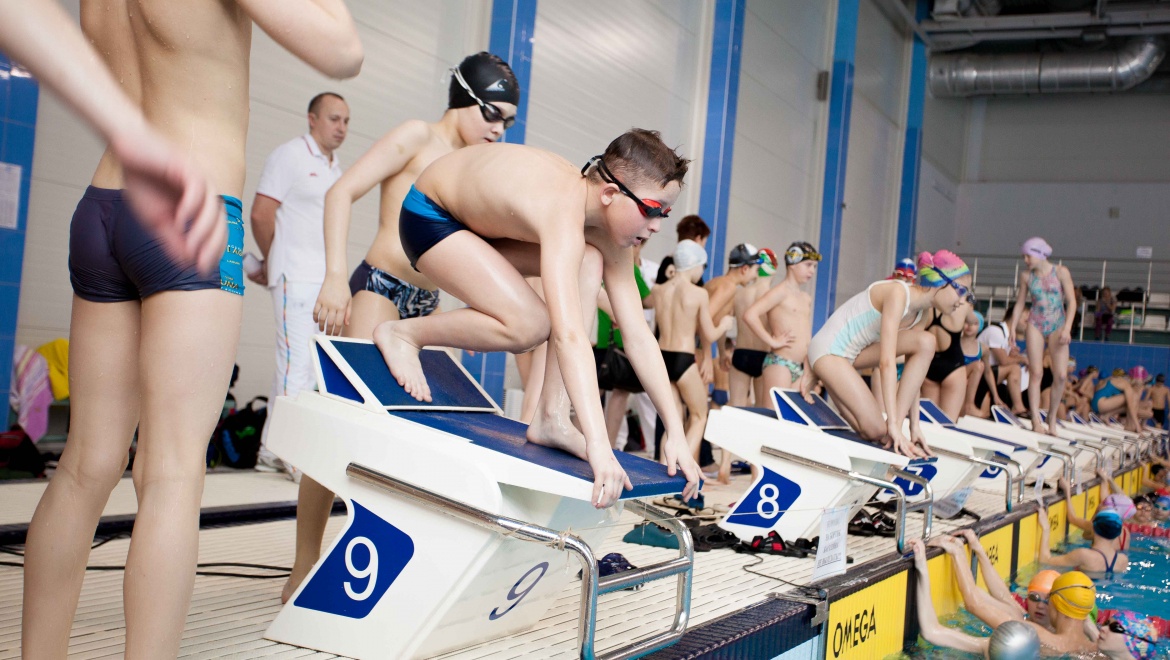 Юные казанские пловцы успешно выступили на домашнем турнире