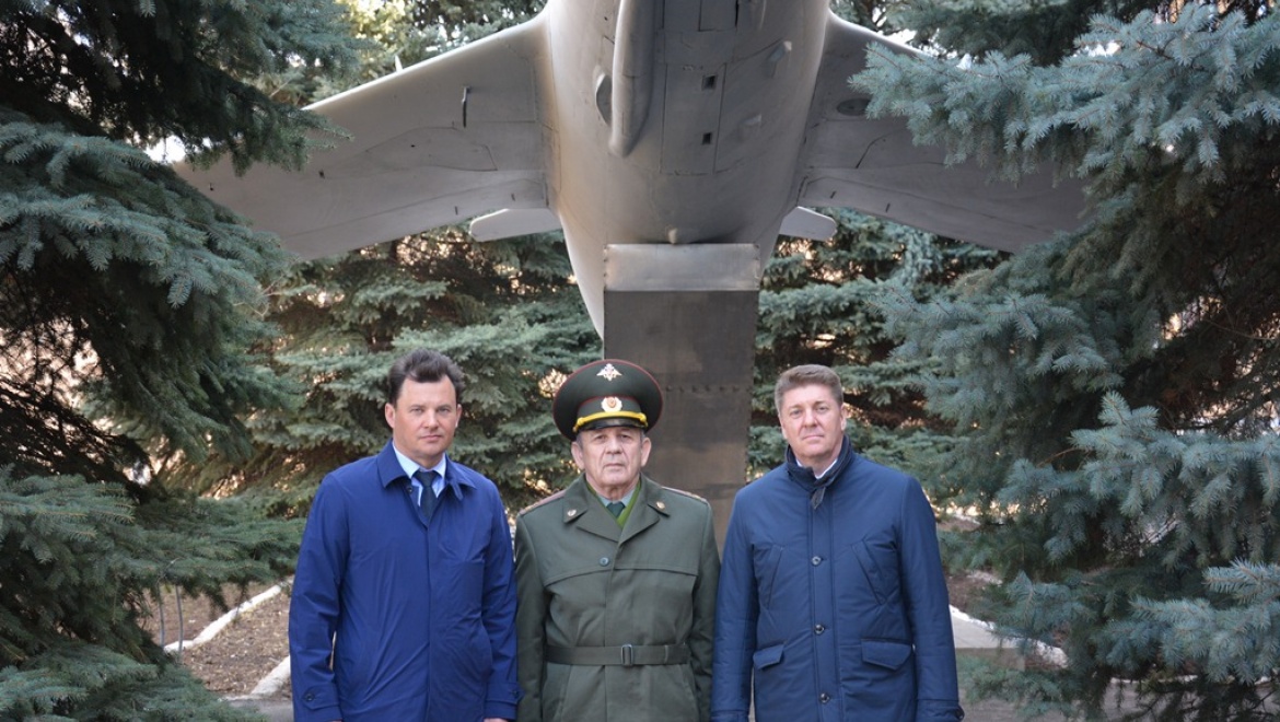 В Оренбург прибыл потомственный космонавт