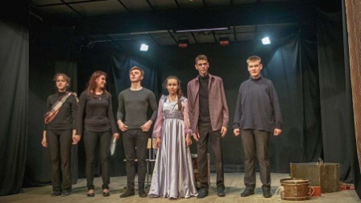 В Оренбурге прошел первый конкурсный день студенческого фестиваля «На Николаевской»